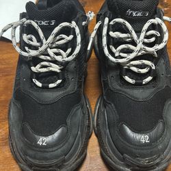 Shoes Size 10