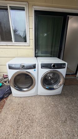 Electrolux Front-Load Washer and Dryer Set🔥💦