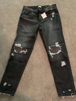 Mess around distressed black jeans