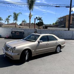 Mercedes Benz E320 (Smooth)