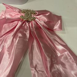 Clip custom bow