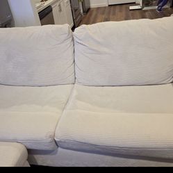 Perfect Sofa / less than 1 year