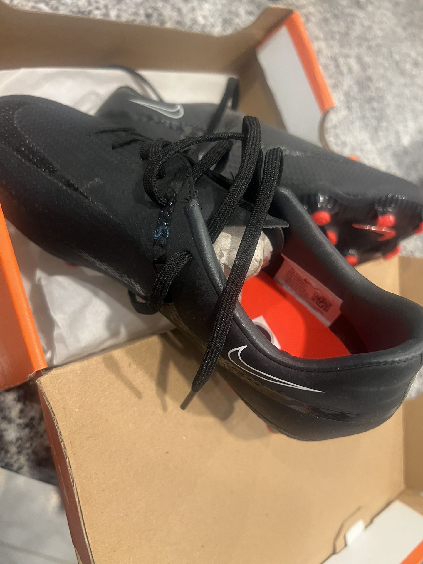 Kids Phantom GT2 Academy Cleats