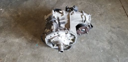For sale transfer case, came out off 05 Toyota tundra 4wheel drive