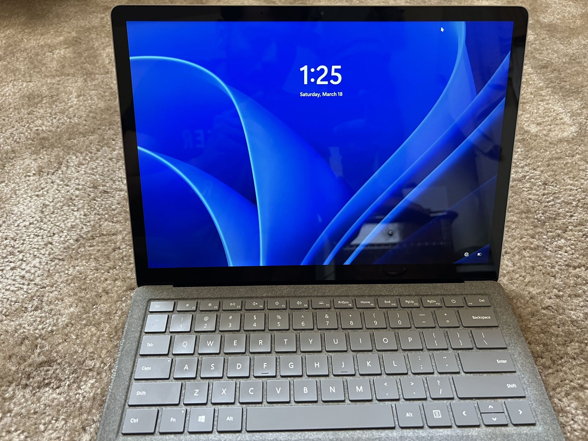 Microsoft Surface Laptop 2