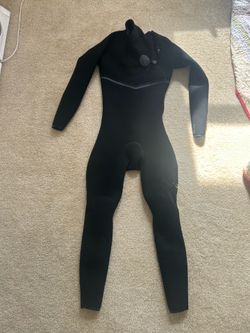 Ripcurl Ebomb e7 wetsuit. Men’s. Size small, 3/2