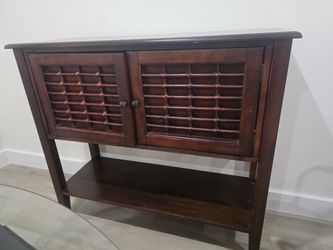 Gorgeous buffet/side table….must go today!