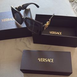 Versace Sunglasses Black And Gold Brand New With Everything Full Set