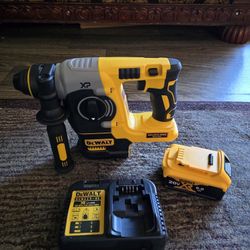 Dewalt Hammer Drill  Rotomartillo Xr , Cargador y bateria 