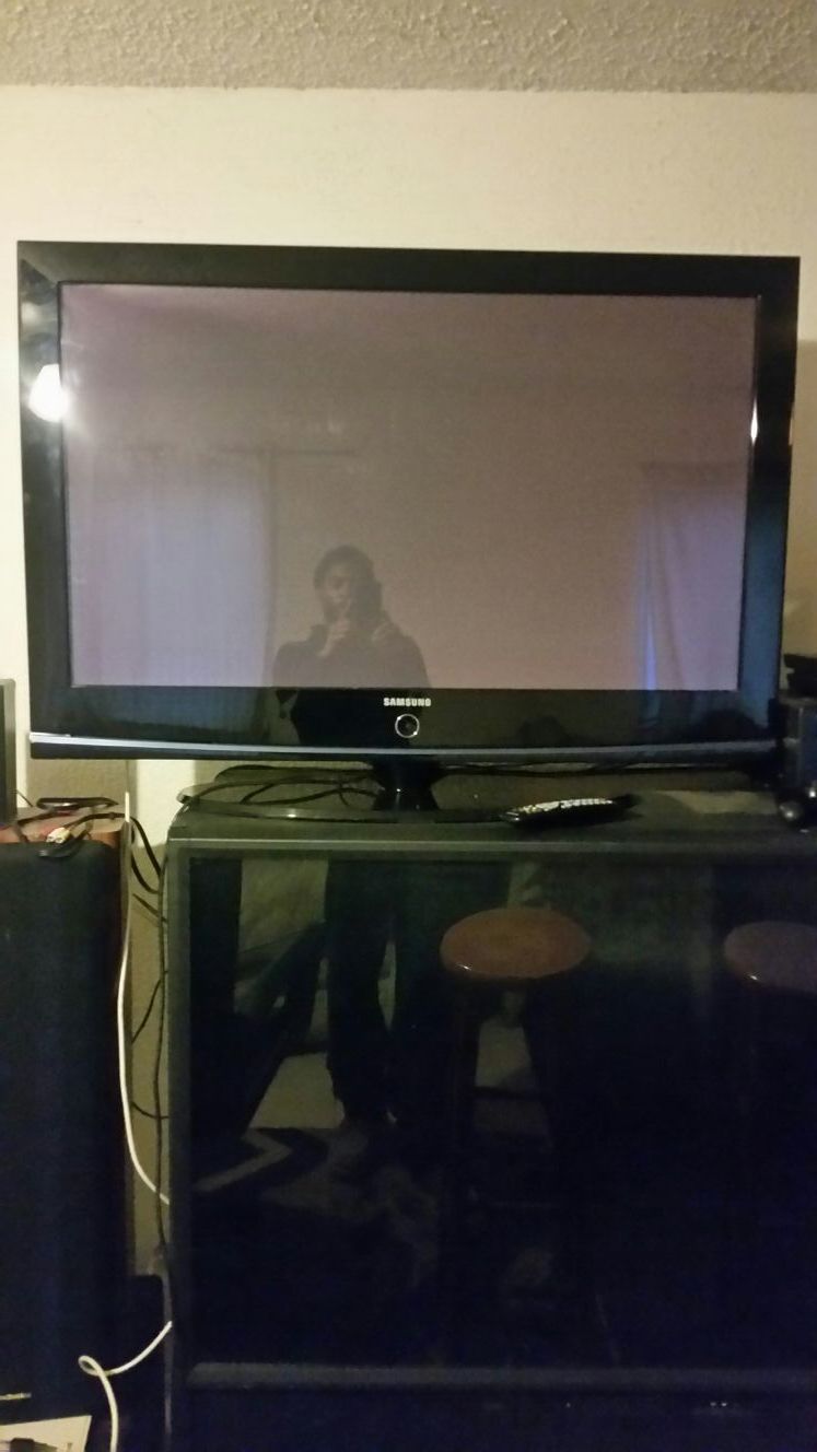 Samsung 43 inch plasma TV