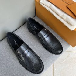 Louis Vuitton Men’s Leather Shoes New 