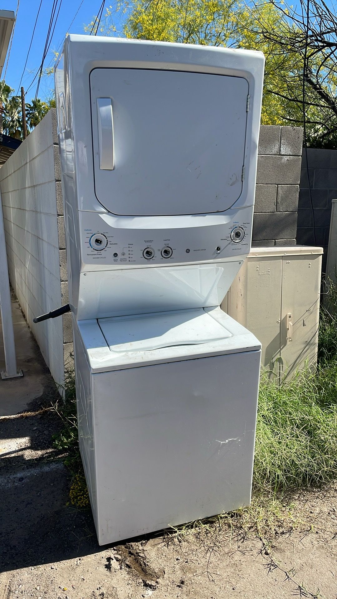 Stackable Washer And Dryer Not Work for Sale in Phoenix, AZ OfferUp