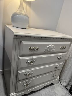 2 Solid Wood Cream Nightstands