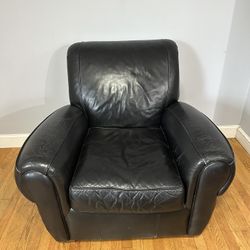 Comfortable Arm Chair 