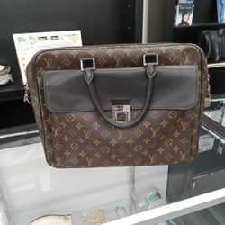 LOUIS VUITTION  MONOGRAM MACASSAR