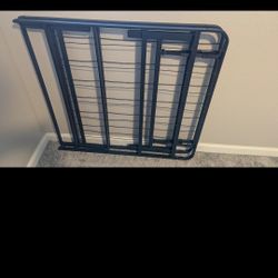 Sturdy Twin Metal Frame