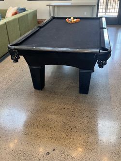 Pool table