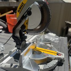 12” Corded Dewalt 15 Amp NEW NEVER USED 