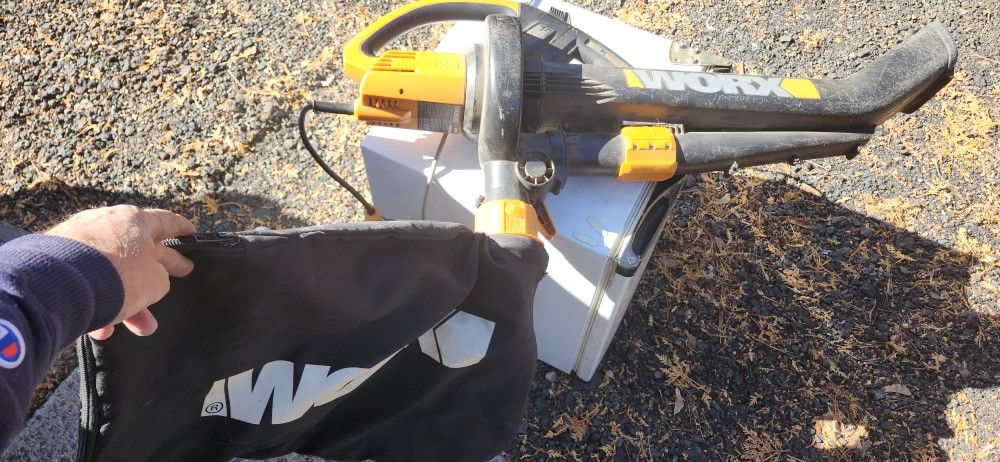 Worx Leave Blower
