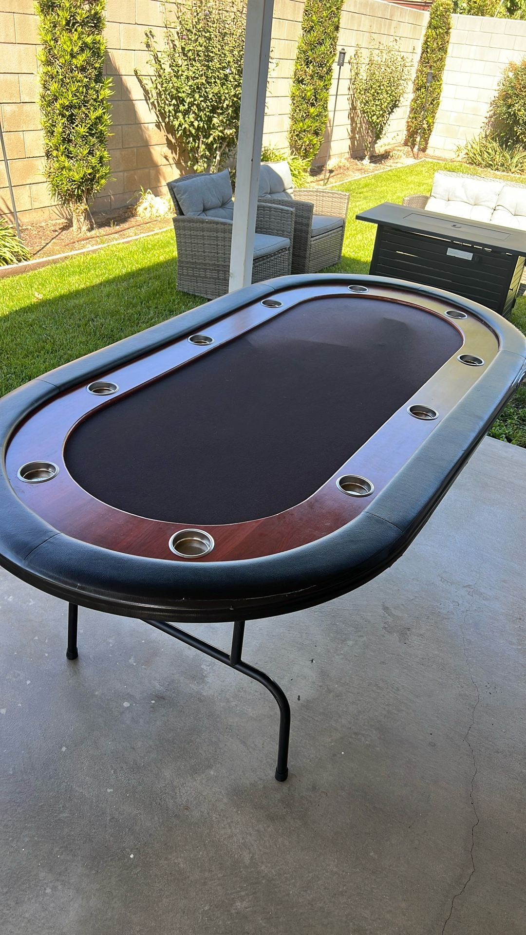 10 Player Poker Table