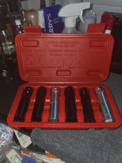 6 Piece Spline Key Set with Case with the bass fish black snpbck hat included