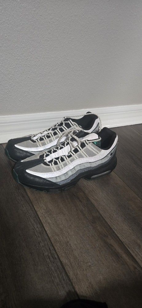 Nike Air Max 95 NAI-KE – Limited Edition