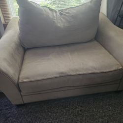 Loveseat