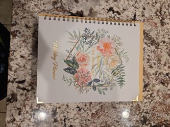Must have wedding planner book