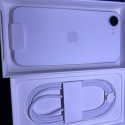iPhone 16e 