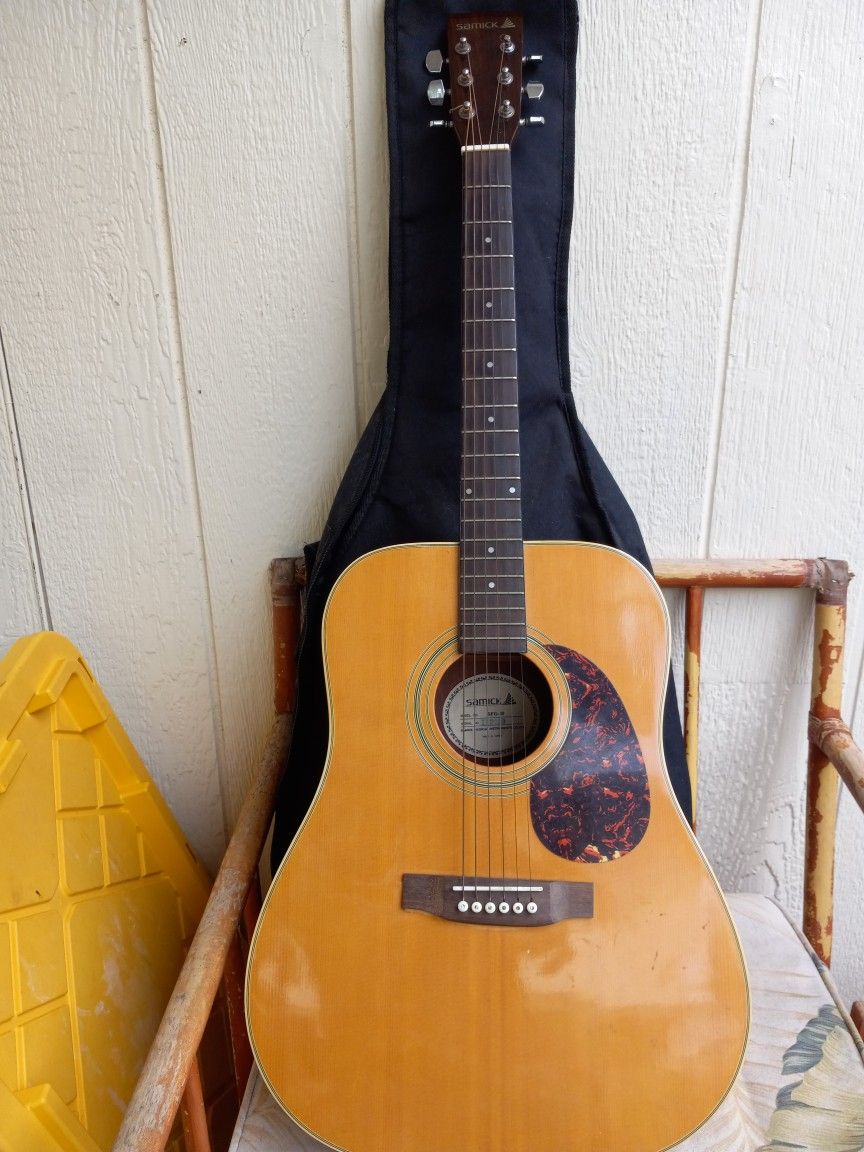 Samick Acoustic Guitar