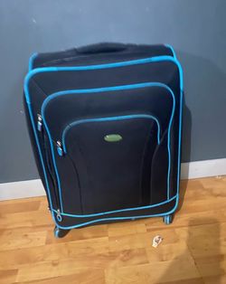 Black Softside Spinner Luggage with Blue Trim