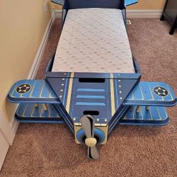 Toddler Airplane Bed 