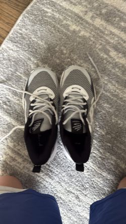 size 6 Curry shoes