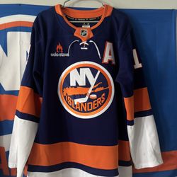 Bo horvat islanders solo stove jersey 