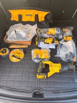 BRAND NEW Dewalt 20V Cordless power tool set  $500 obo