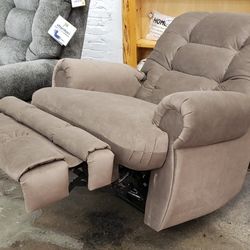 Heavy Duty Recliner