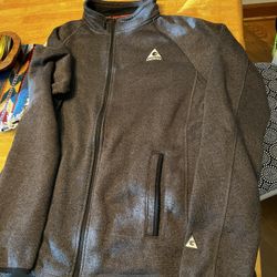 Mens Large Gerry Outdoors Zip up 