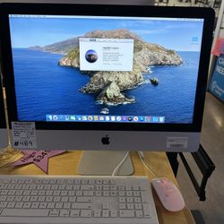 21.5” iMac with 3.0 Quad Core i5 - 1TB HDD - 8GB of RAM - 2017