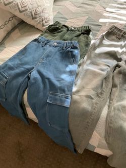 8 PAIR OF NEW DENIM JEANS GIRLS YOUTH Sizes! All 8 for $25