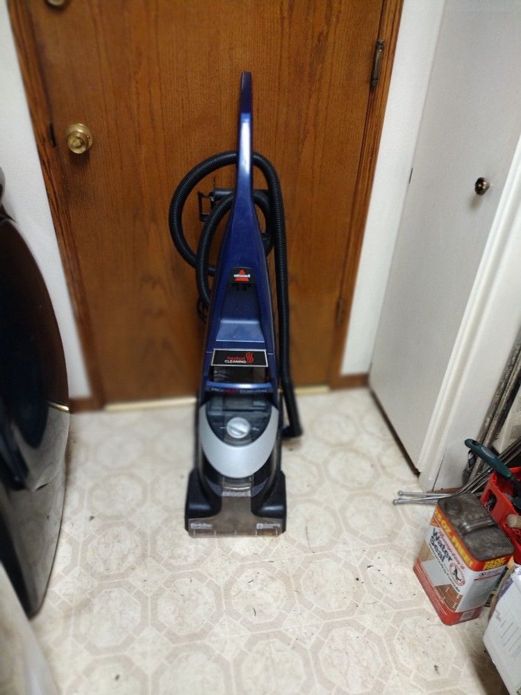 Bissell Proheat Carpet Cleaning Machine