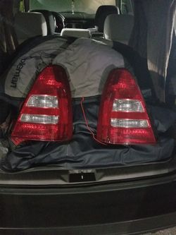 Subaru forester '03 rear lights