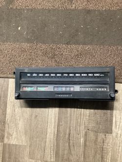 1967-72 Volvo 140 Speedometer