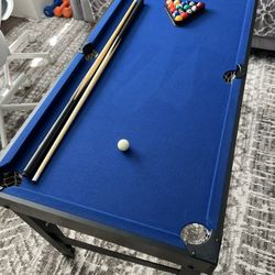 Mini Pool Table, 2x4ft 