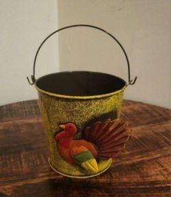 Thanksgiving 30 Metal 🦃  Bucket 
