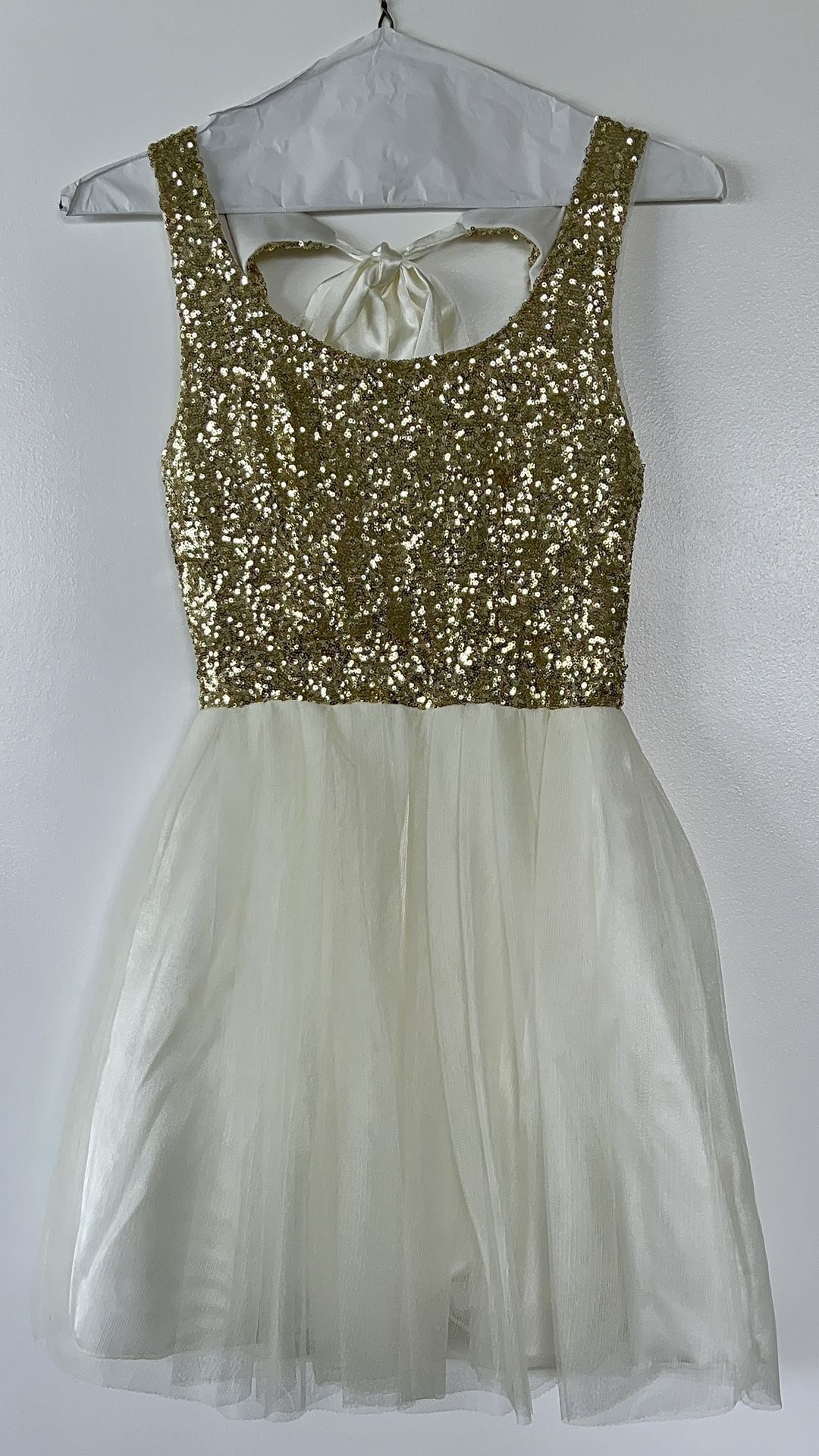 B. Darlin Junior’s Sequined Pleated A-Line Dress