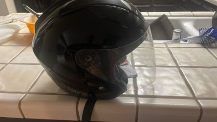 Harley Davidson helmet windshield size medium, like new
