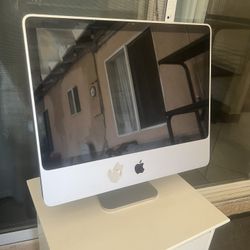 Apple iMac /FOR PARTS 