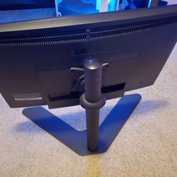 Samsung Syncmaster E2(contact info removed)p w/ high end adjustable mount.
