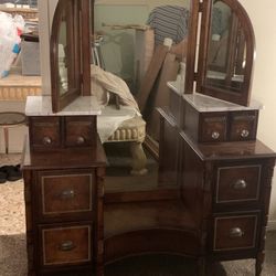 Antique Dressing Table 