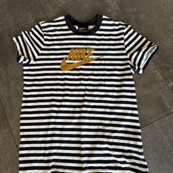 Nike T Shirt